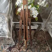 سه پایه چوبی