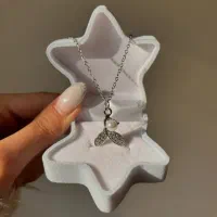 گردنبند|بدلیجات|بردسیر, |دیوار