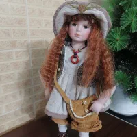 عروسک سرامیکی زیبا