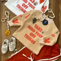 اولین تولیدو‌پخش پوشاک در میانه|لباس|میانه, |دیوار