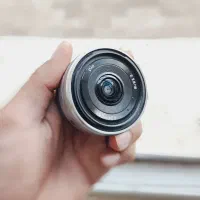 لنز سونی مدل 16mm f/2.8
