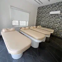 تعدادی تخت مناسب کار مژه- ماساژ- فیشیال- میکرو