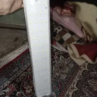 لامپ شارژی و یک عدد لامپ معنولی|لامپ و چراغ|نجف‌آباد, کشاورز|دیوار