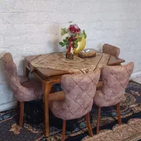 میز نهار خوری چهار نفره در حد نو استفاده نشده ،