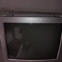 تلویزیون ۲۱ اینچ