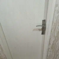 درب حمام و دستشویی