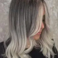 خدمات تخصصی میکاپ شینیون ناخن مژه احیا لایت