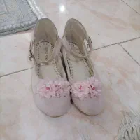 کفش دخترانه در حد نو