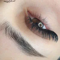 اکستنشن مژه و لیفت ابرو