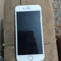 اپل iPhone 6s با حافظهٔ ۱۶ گیگابایت