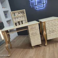 میز مناسب برای لاین ناخن|آرایشگاه و سالنهای زیبایی|بیرجند, |دیوار