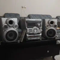 تلوزیون LED برندtcl و رادیو پخش سامسونگ|تلویزیون و پروژکتور|تاکستان, |دیوار