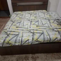 تخت دو نفره ۲۰۰×۱۶۰