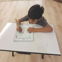 میز تحریر تاشو