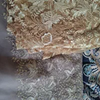 پارچه های گلدوزی شده