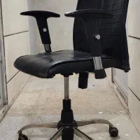 صندبی چرخدار