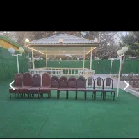 تعدادی صندلی
