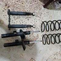 کمک جلو و فنر و کمک عقب ۲۰۶ و منبع عقب ۲۰۶