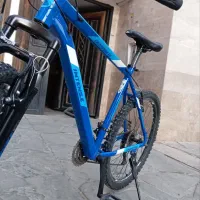 با سلام یک دوچرخه 26دوماه کار کرده در حد نو|دوچرخه، اسکیت، اسکوتر|محلات, |دیوار