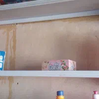 تعدادی قفسه درحد نو کفه ۶عدد با پایه درحد صفر