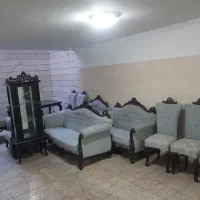 مبل و ناهارخوری و پارتیشن