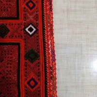 جوک پر میکنم تکه ای آیینه میدوزم