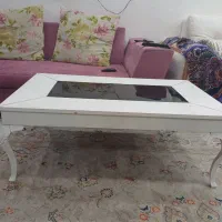 میز وسط مبل و گل میز