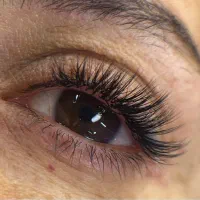 اکستنشن مژه-لیفت مژه و ابرو|خدمات آرایشگری و زیبایی|شاهین‌شهر, مخابرات (شهید بهشتی)|دیوار