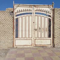 درب حیاط دو لنگه