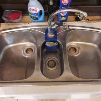 سینک دو لگنه ظرفشویی همراه با شیر آب و ابچکان