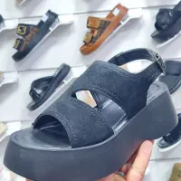 ۳۰۰جفت دمپایی زنانه|کیف، کفش، کمربند|ملکشاهی, |دیوار