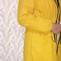 کاپشن دخترانه در حد نو