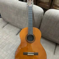 گیتار یاماها CS40