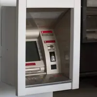 خودپرداز عابربانک ATM کشلس کارتخوان|فروشگاه و مغازه|اصفهان, عباس‌آباد|دیوار