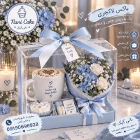 باکس هدیه خاص و لاکچری ، کیک ماگی و گل طبیعی