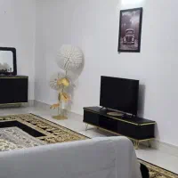 فروش یک واحد آپارتمان طبقه سوم رو پیلوت