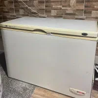 یخچال ایستاده یک درب و فریزر صندوقی