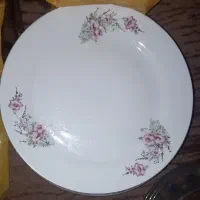 ظروف بلور و چینی و قاشق|ظروف سرو و پذیرایی|قم, یزدان‌شهر|دیوار