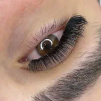 خدمات اکستنشن مژه با تضمین کیفیت|خدمات آرایشگری و زیبایی|قم, گلزار|دیوار