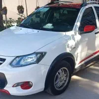 کوییک R . سفید قرمز پارس خودرویی