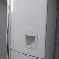 یخچال برفاب درحد نو
