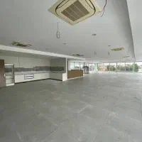 ۲۰۰ متر تجاری مغازه کامرانیه