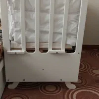 تخت کنارمادر و روروئک|تخت و صندلی بچه|کرج, نوروزآباد|دیوار