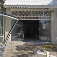 مغازه ی 48 متری خیابان بزرگمهر