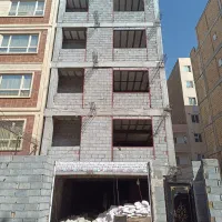 واحدآپارتمان نیمساز/بلوار کشمیری/با حیاط وپارکینگ/