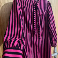 تعدادی لباس زنانه|لباس|اصفهان, رکن الدوله شرقی|دیوار