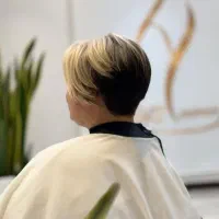 ناخن کار رنگ ومش ولاین های دیگردرشهرک مرتضی گرد|خدمات آرایشگری و زیبایی|چهاردانگه (تهران), |دیوار