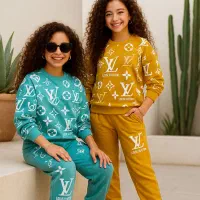 لباس بچه با قیمت مناسب  در منزل موجود هست