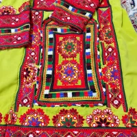 لباس تپه ای دست دوز خوش رنگ وشیک