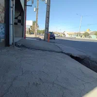 مغازه دو طبقه تجاری